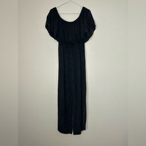 Audrey 3+1 Ruffle Jumper (can be worn on or off shoulders) midi length
Size M